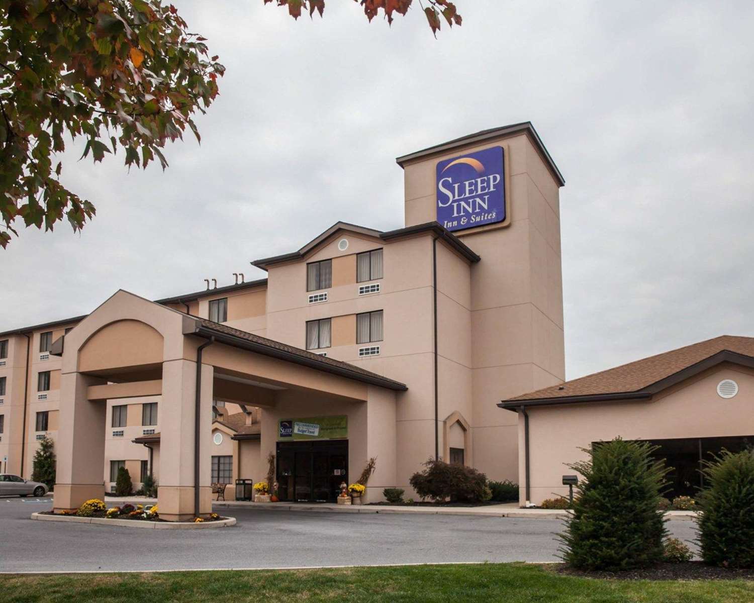 Sleep Inn and Suites Hagerstown 2/32