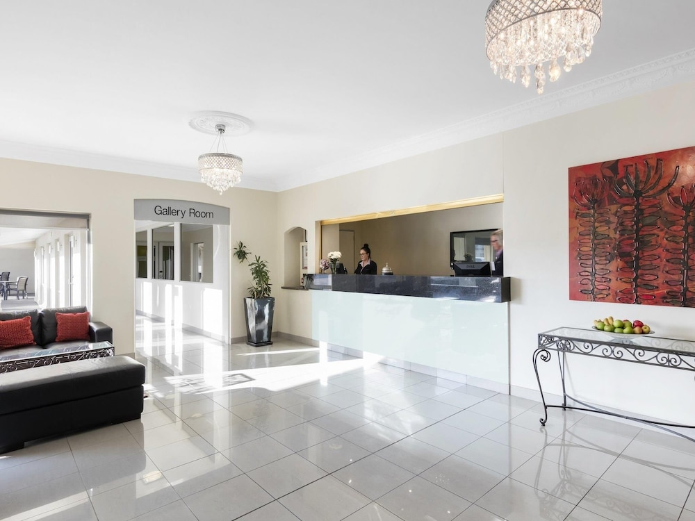 Mercure Wagga Wagga 6/50