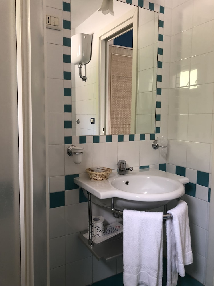 Agave Hotel Residence Inn 49/50