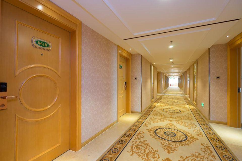 Vienna Hotel (Guangzhou Huadu Furong) photo2