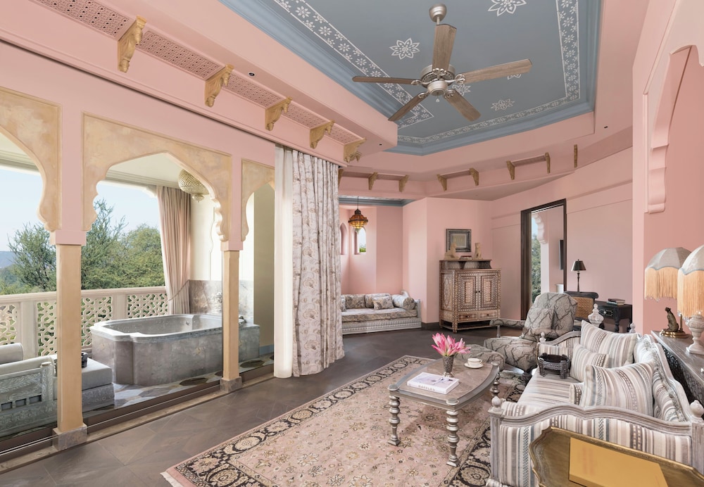 Raffles Jaipur 66/93