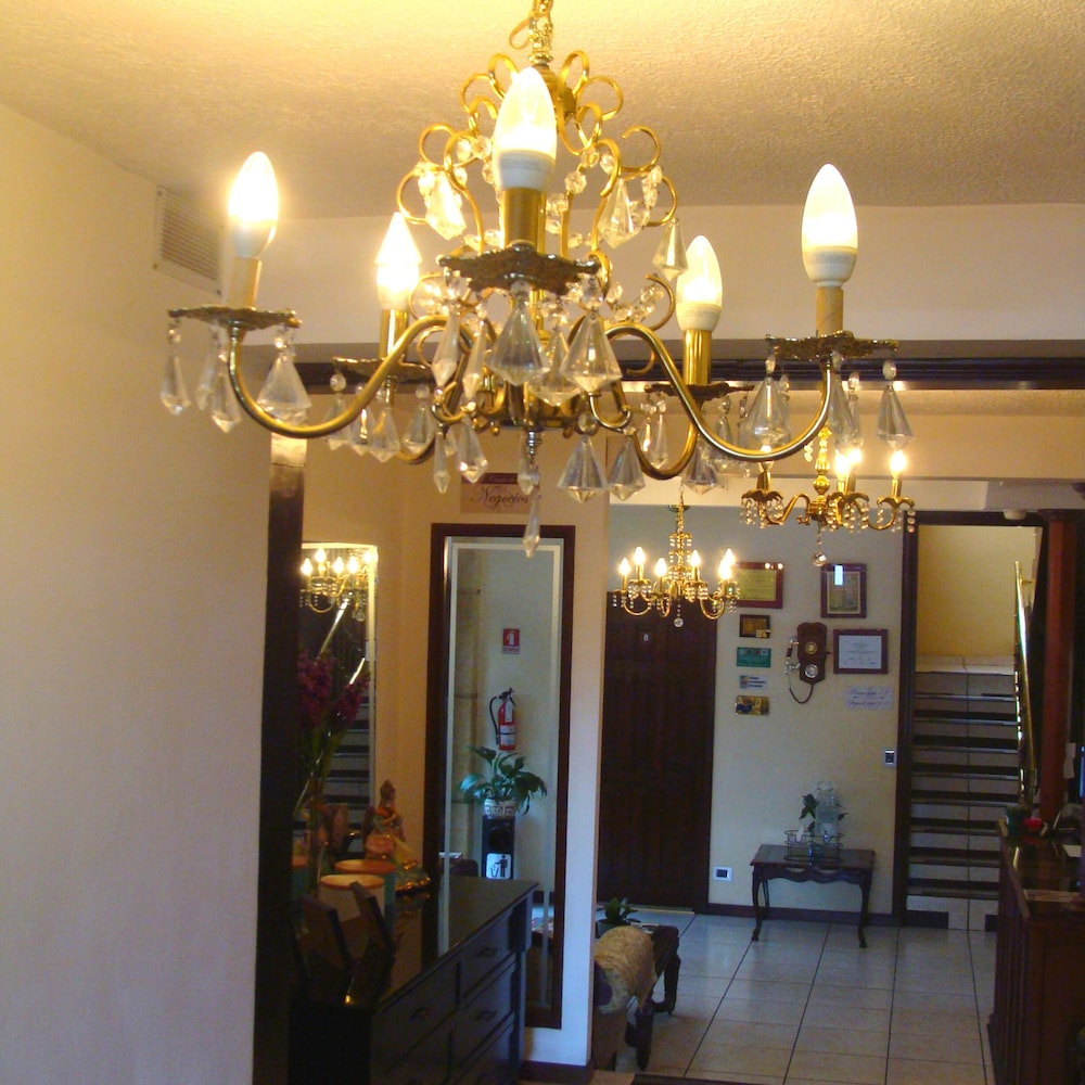 VILLA FLORENCIA ZONA ROSA 60/71
