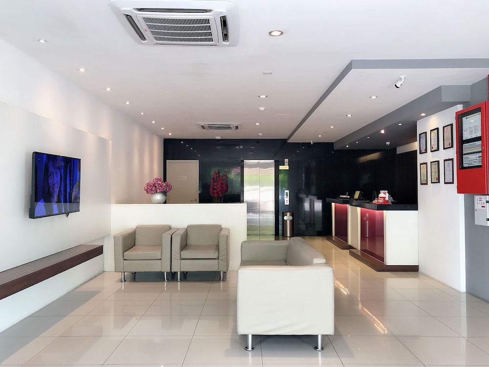 Tumike Hotel 3/58