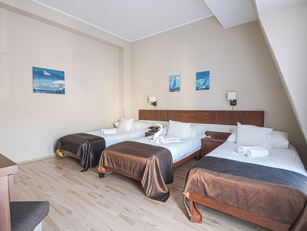 Holiday Beach Budapest Wellness 10/72