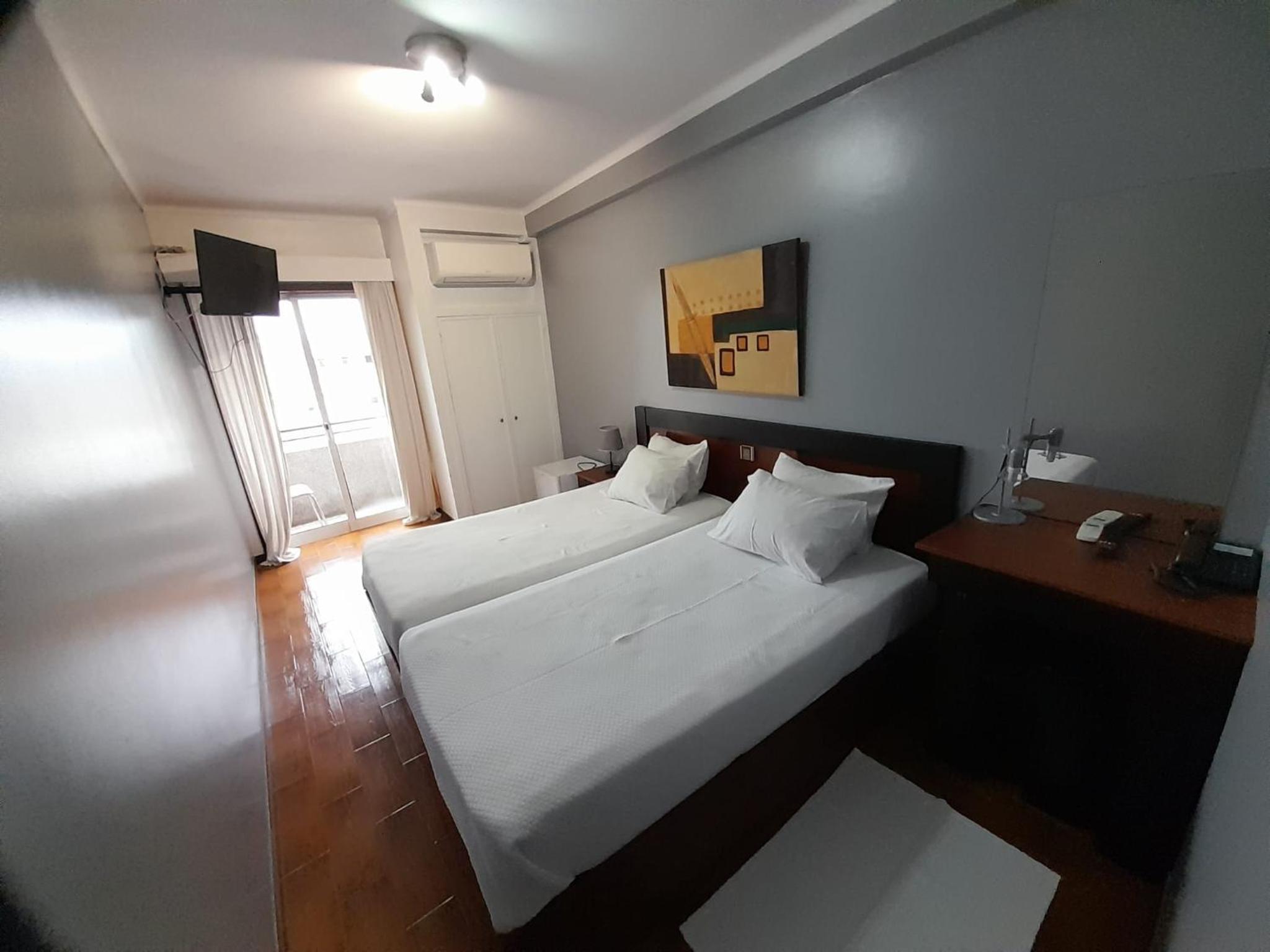 Hotel Dom Joao IV 12/35
