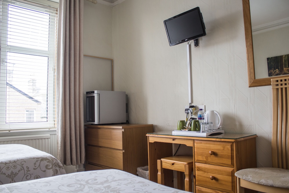 Hazeldene Guest House 24/38