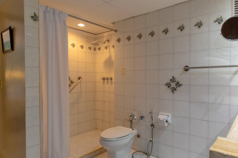 جناح بسرير كينج بغرفة نوم واحدة، Hotel Faranda Express Puerta Del Sol Barranquilla, A Member of Radisson Individuals 4/7