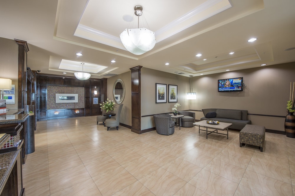 Holiday Inn Express & Suites Houston Space Ctr - Clear Lake 32/50