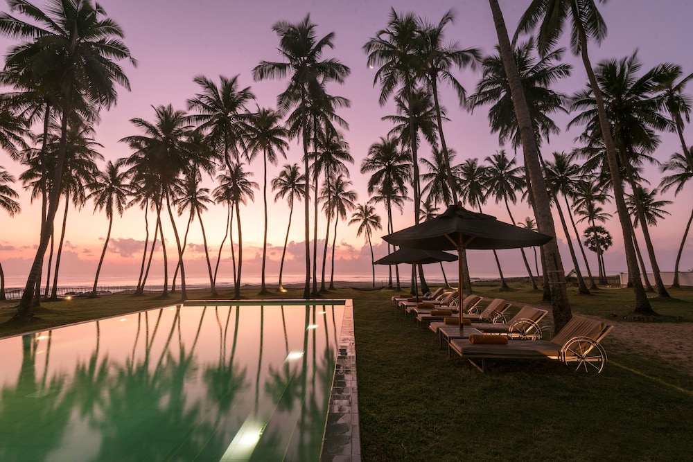 Jetwing Kottukal Beach House in POTTUVIL