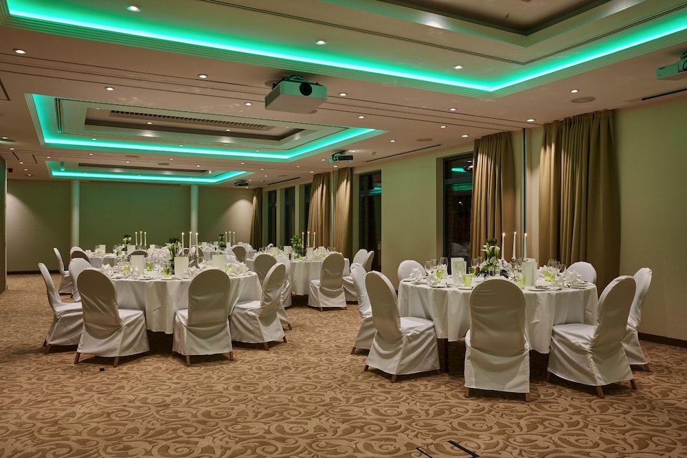 H4 Hotel Hannover Messe Formerly Copthorne Hotel Hannover 52/54