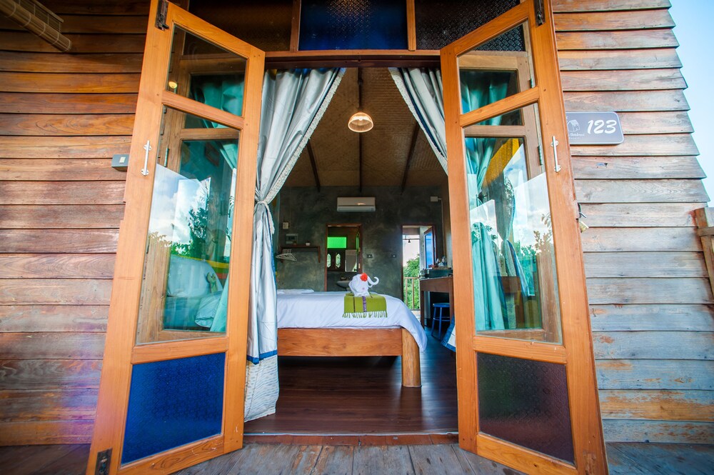 Baan Chokdee Pai Resort 6/59