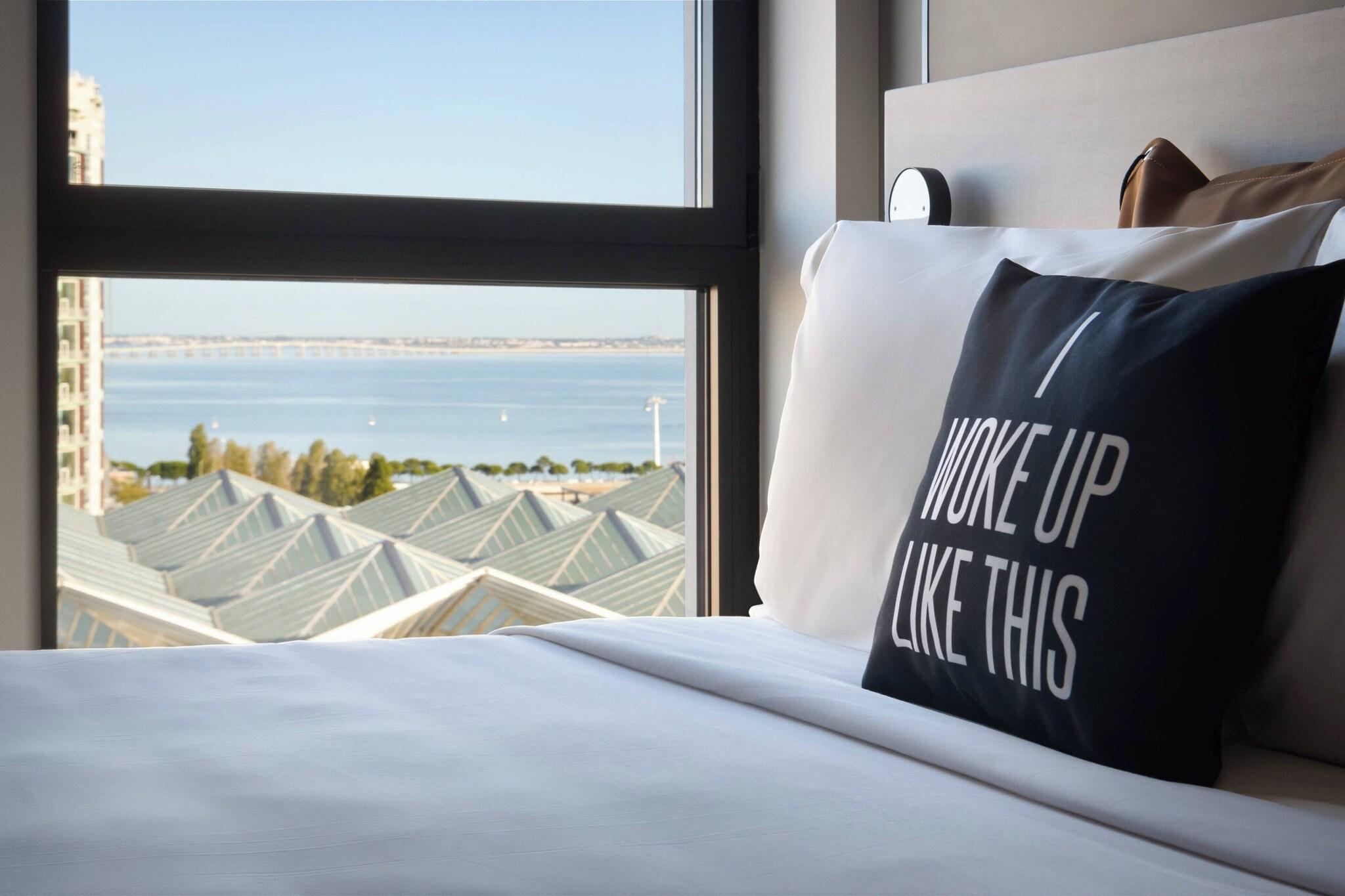 Standard, Twin Beds