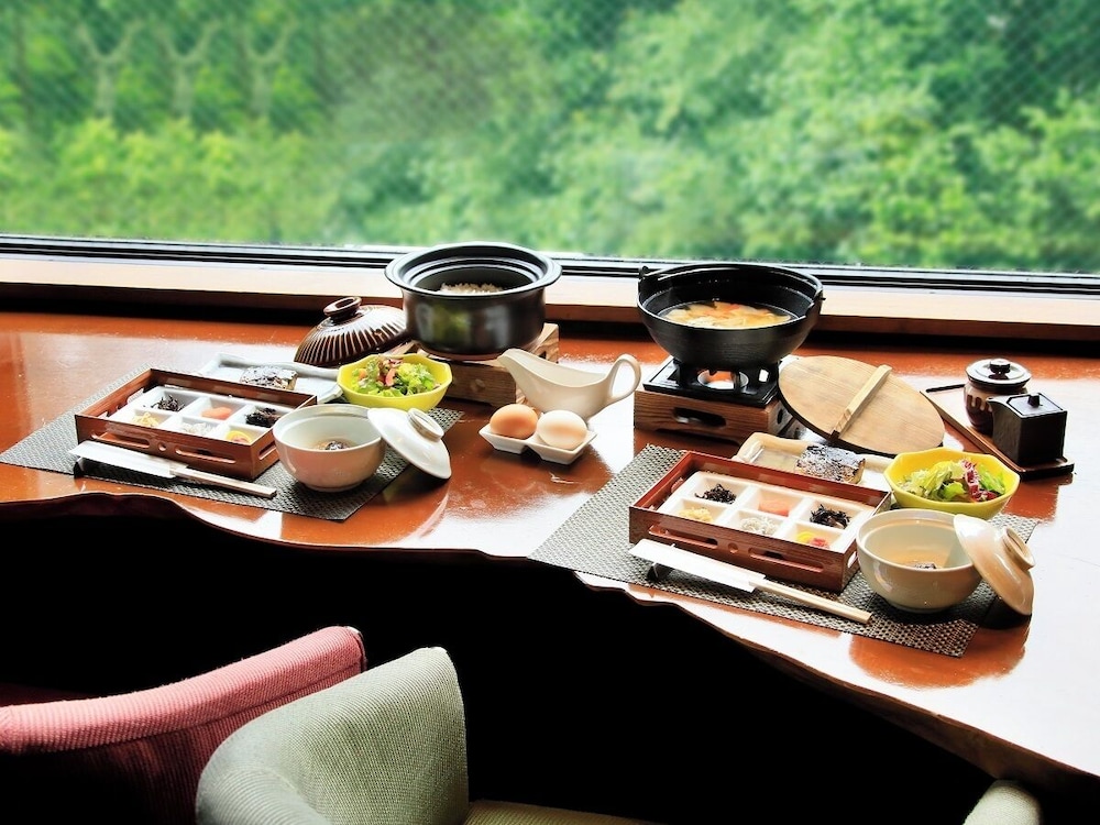 Hakone Bettei Koyoi 54/72