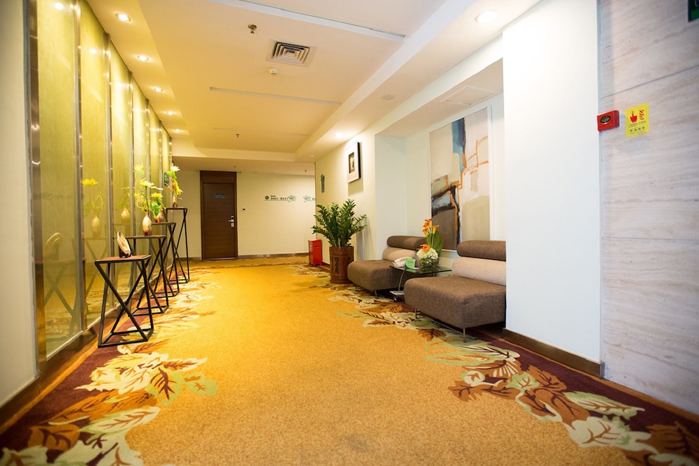 Shanshui Trends Hotel North Huaqiang 40/58