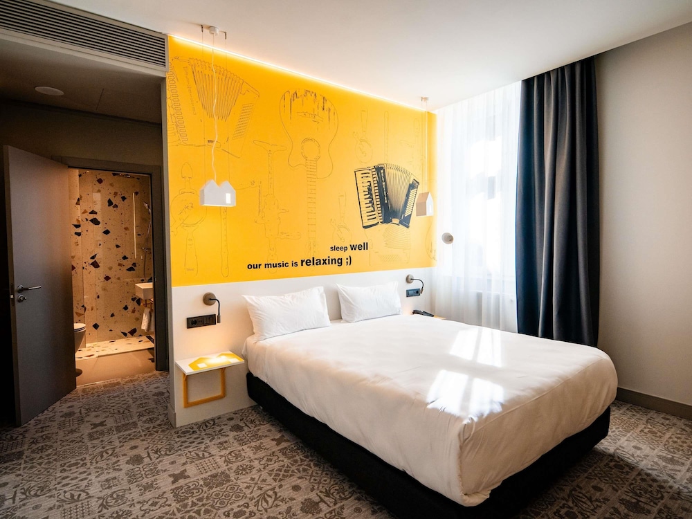 Ibis Styles Sibiu Arsenal 17/55