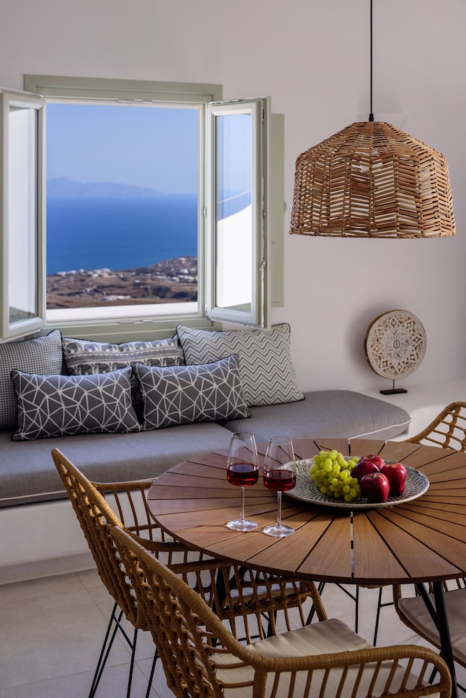 Terra Blanca Suites 49/63