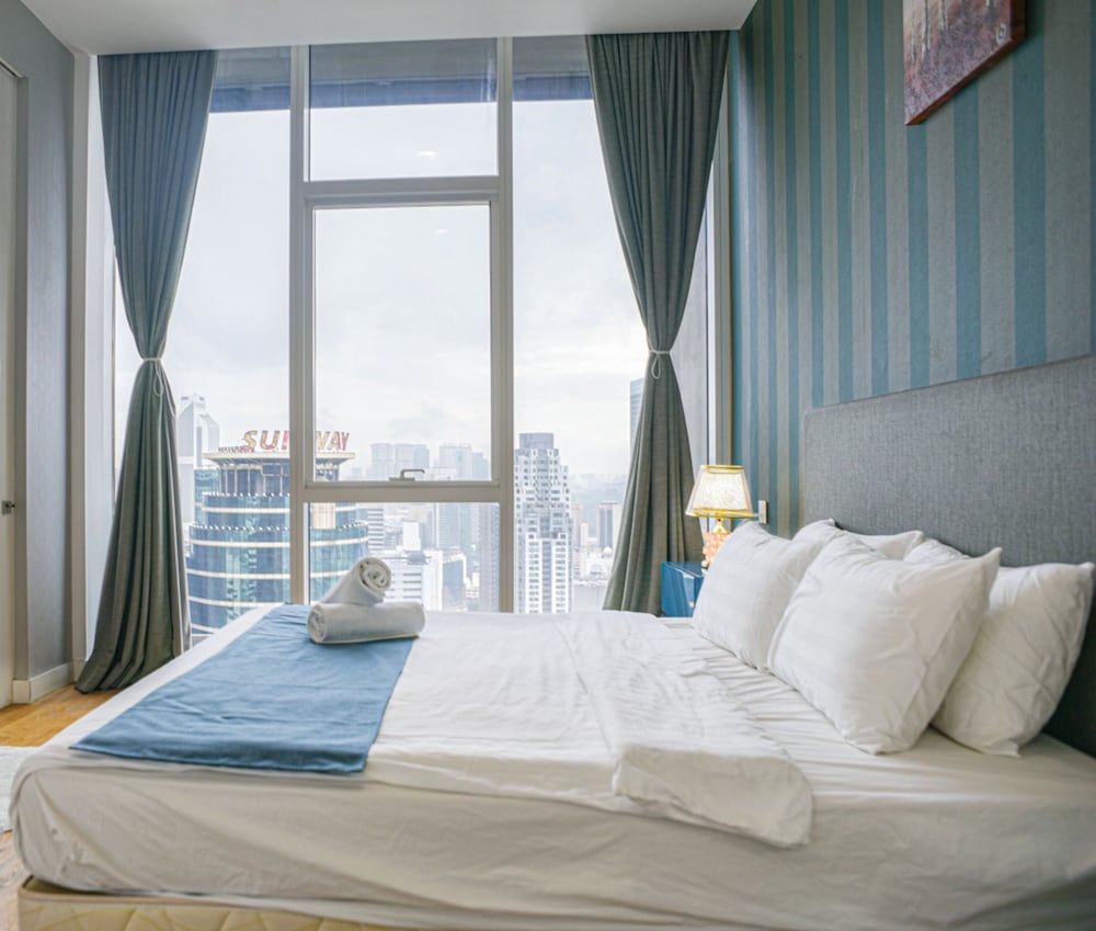 2 BEDROOMS, FAMILY