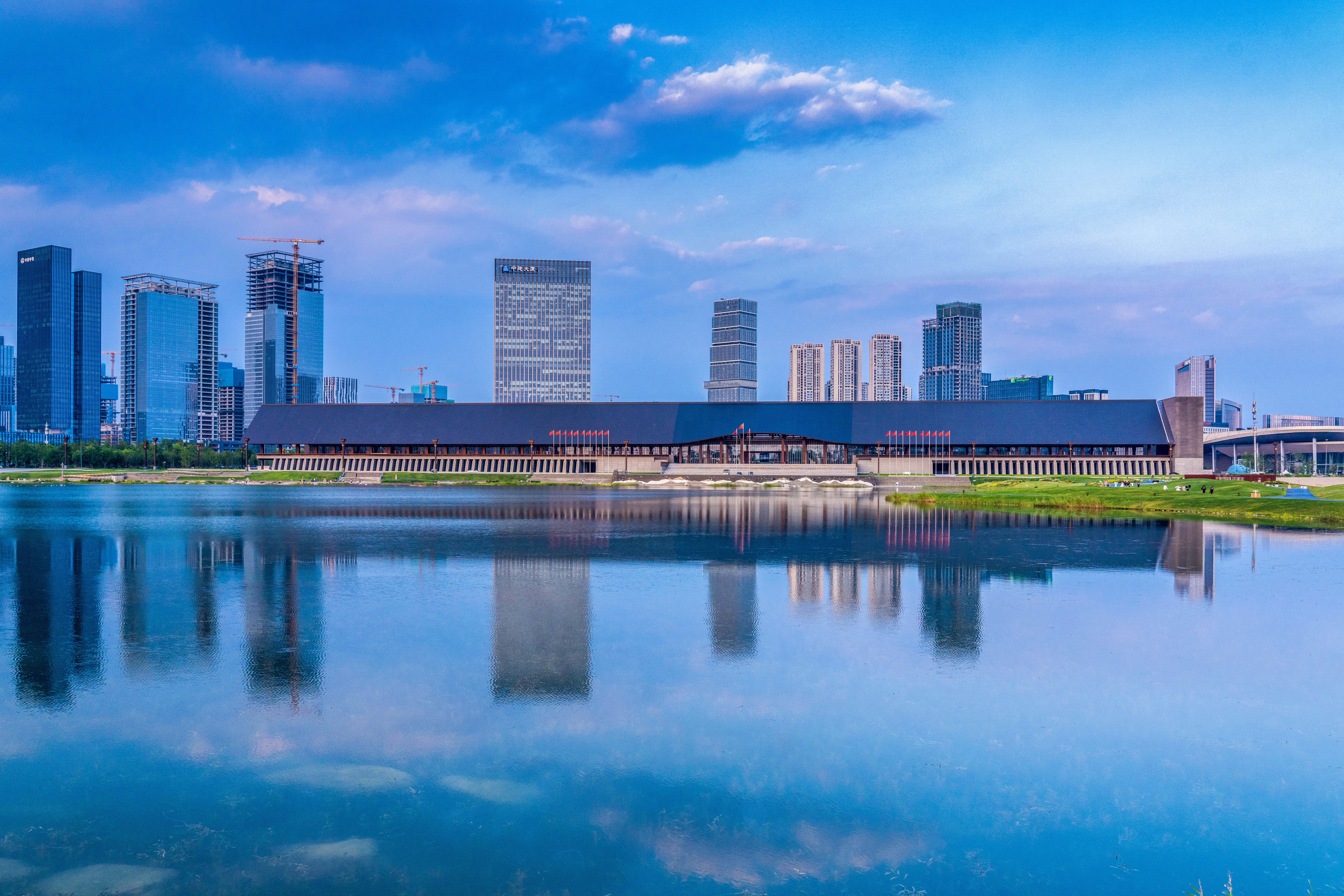 HOLIDAY INN CHENGDU QINHUANG 97/100