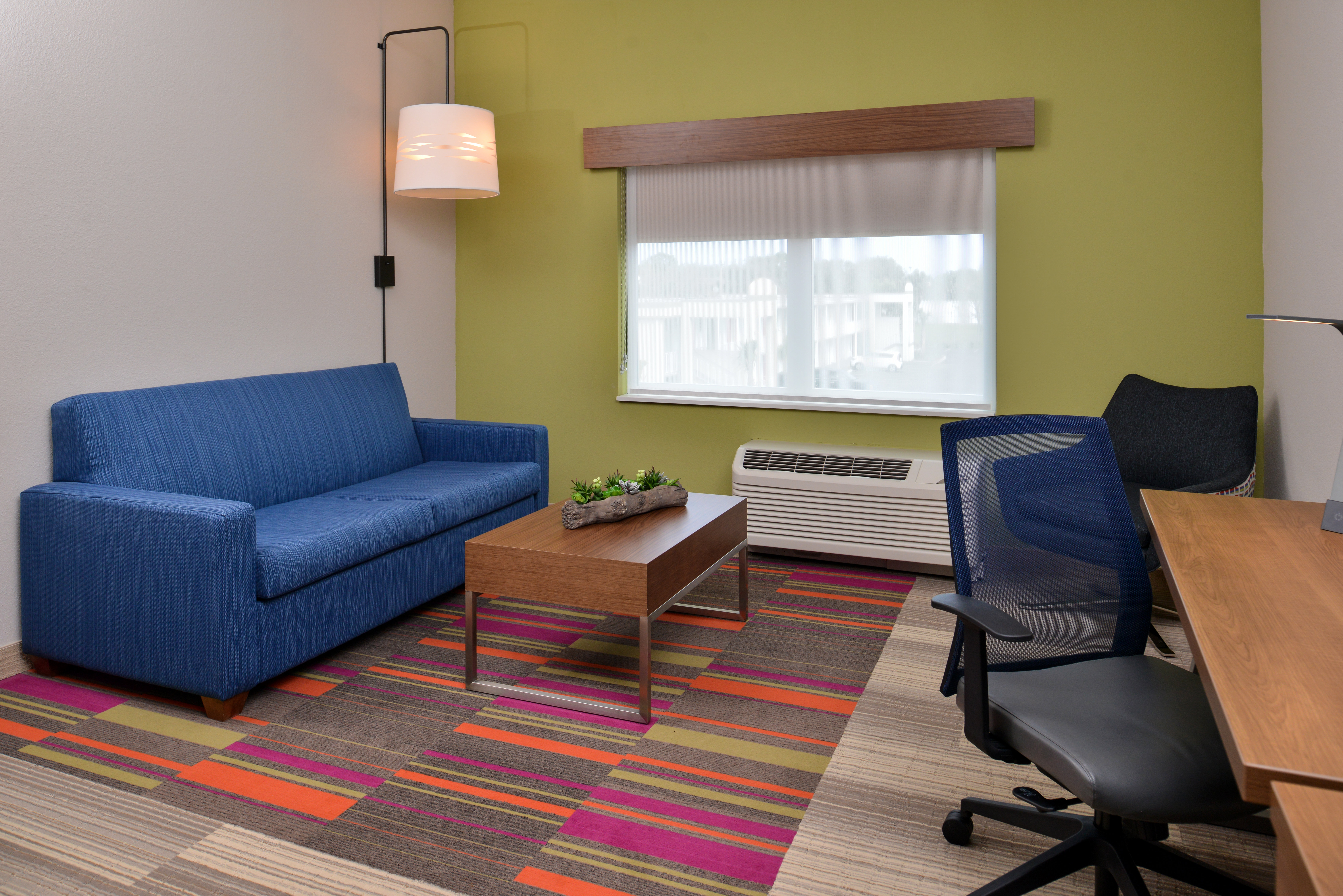 Holiday Inn Express Suites Alachua Gainesville Area 43/73