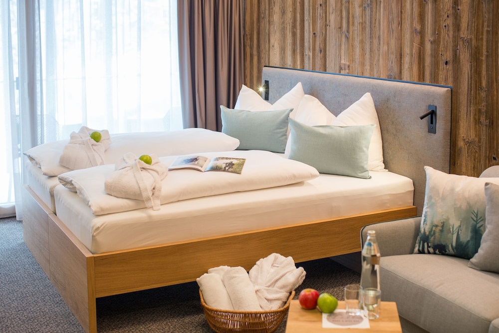 Hotel Der Waldhof Zell Am See 23/35