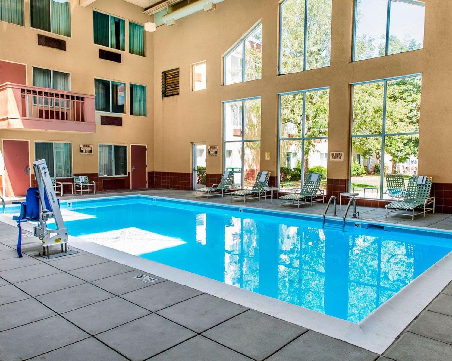 Quality Inn and Conference Center Greeley Downtown 21/27