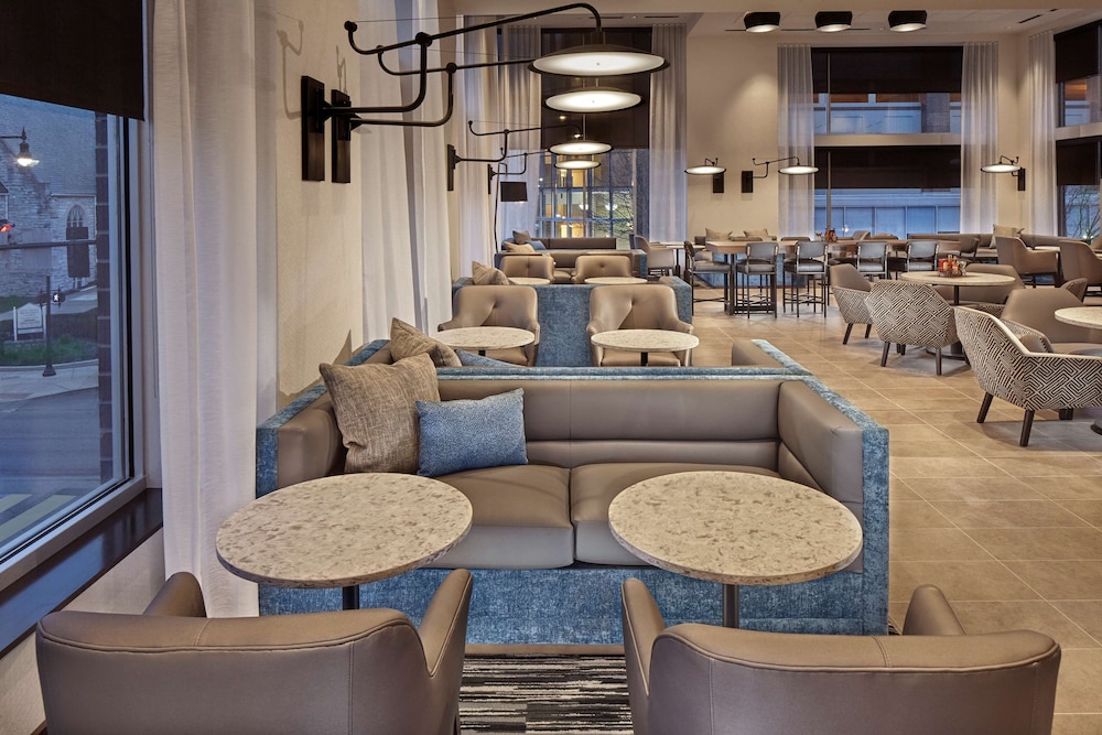 Hyatt Place State College 47/61