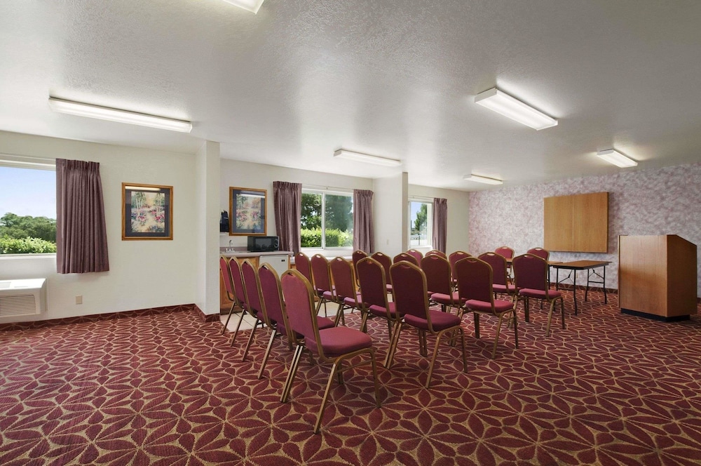 Super 8 By Wyndham Austin North/University Area 25/32