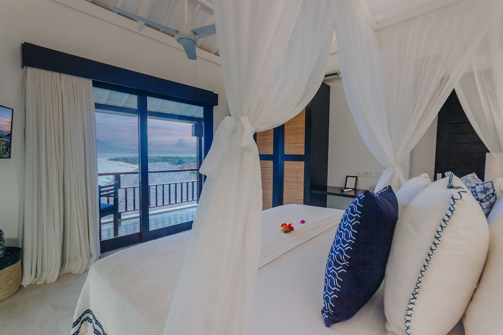 Batu Karang Lembongan Resort and Spa 55/85