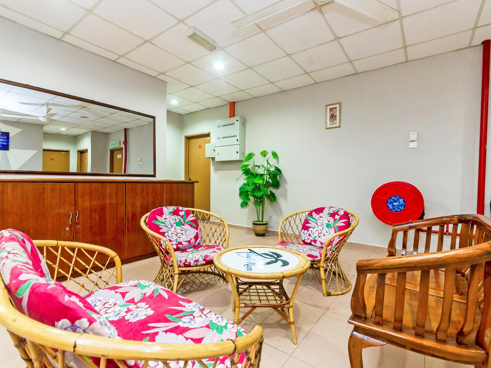 D View Hotel 74/78