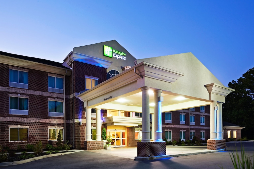 Holiday Inn Express Carrollton, an IHG Hotel 1/47