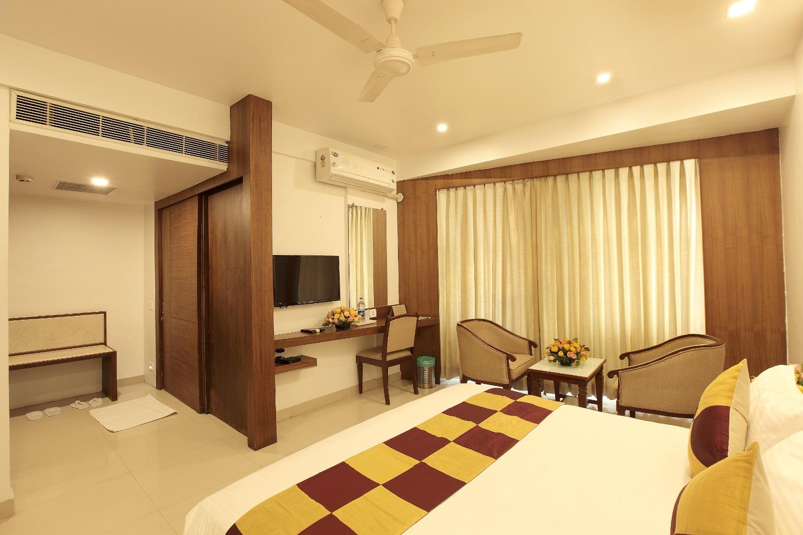 Oyo Premium Alleppey Iron Bridge 6/16