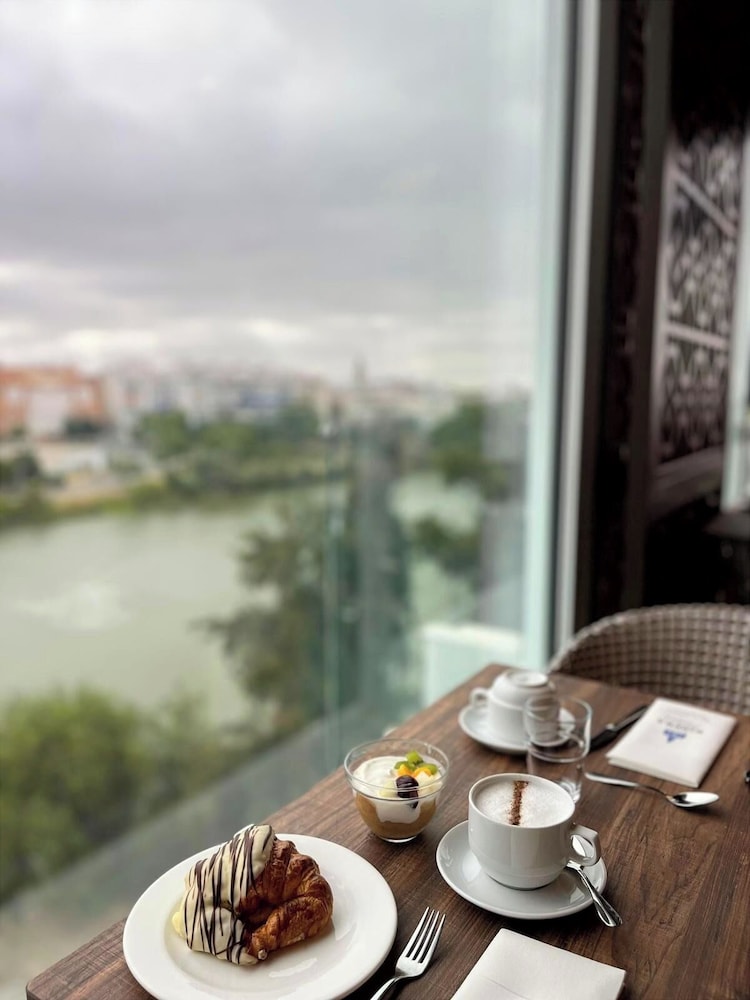 Ribera de Triana Hotel 39/50