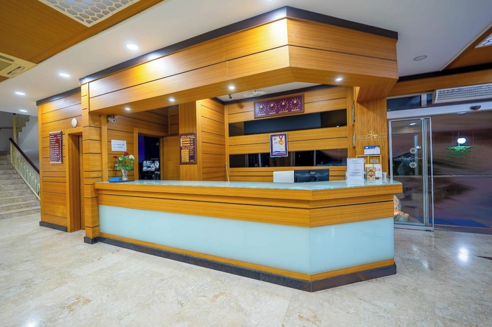 Galaxy Beach Hotel 11/72