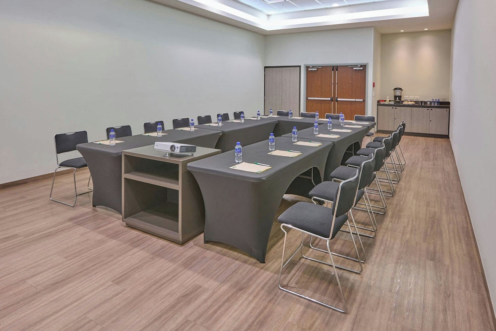 City Express Junior by Marriott San Luis Potosi Carranza 41/49