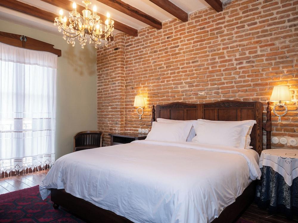 Deluxe, Double Bed, City View