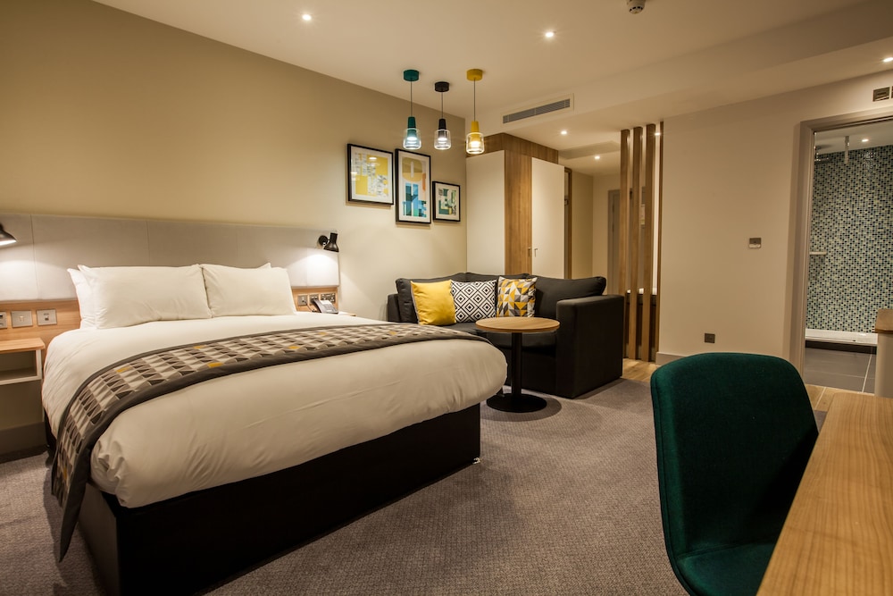 Holiday Inn City Birmingham 20/66