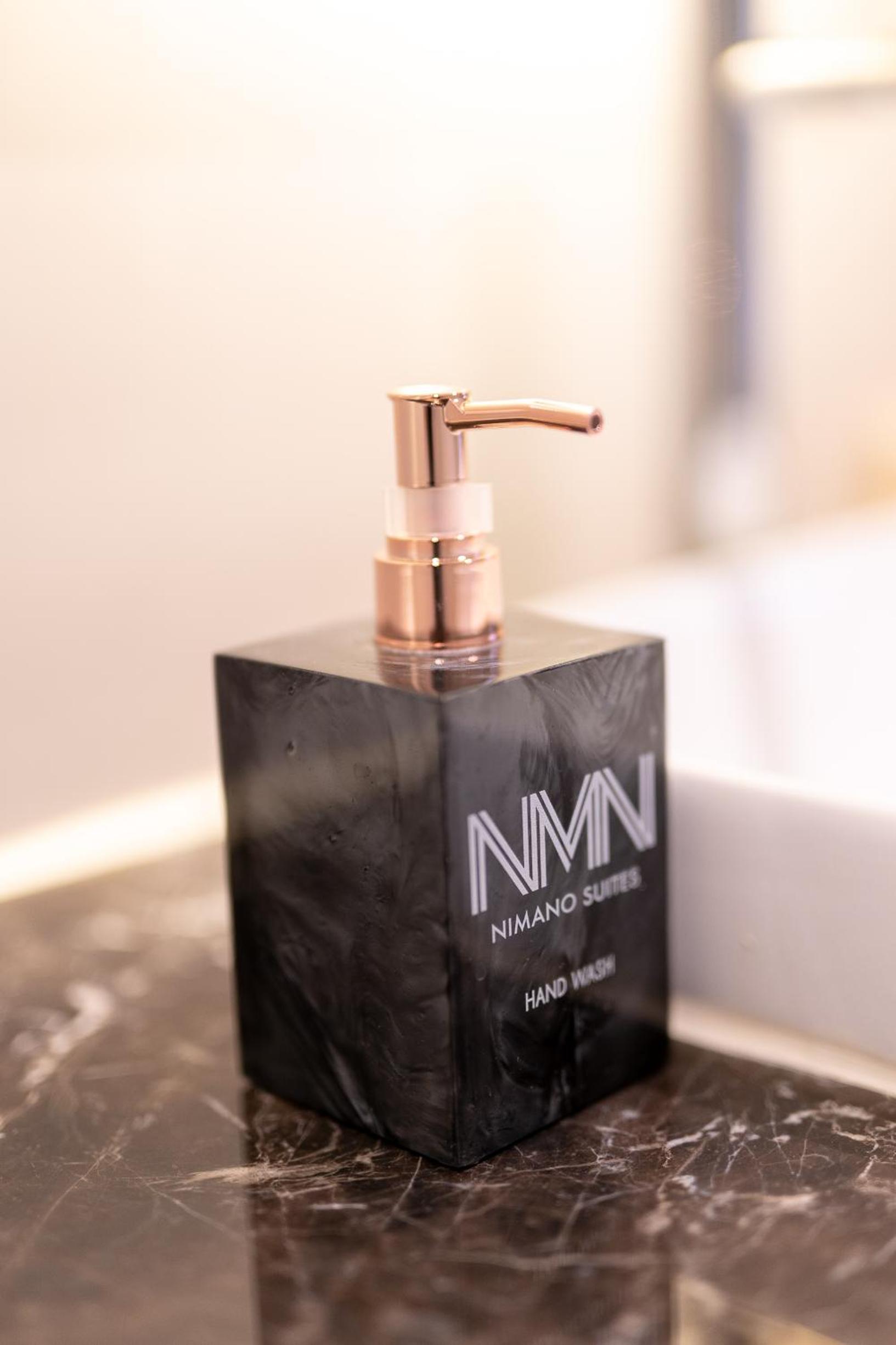 Nimano Suites 30/44