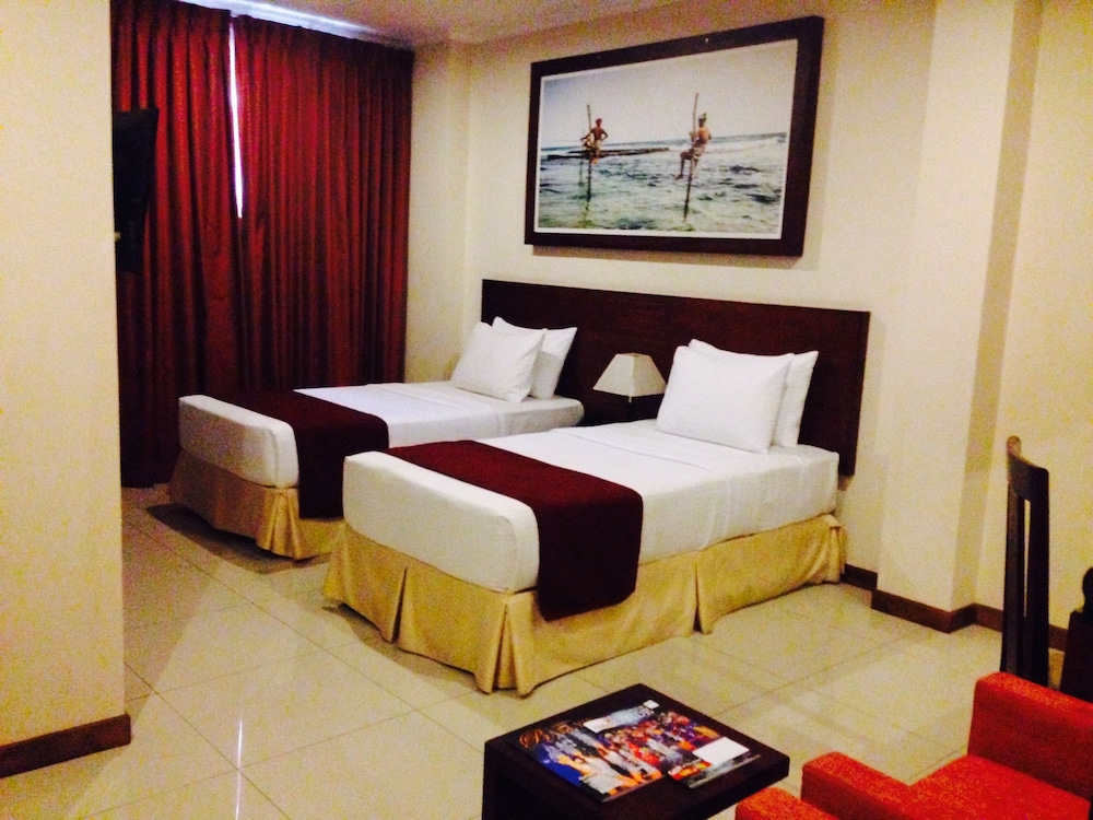 Mirage Colombo Hotel 23/81