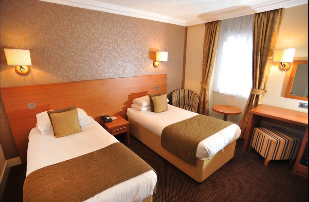Golden Lion Hotel Stirling 1/50
