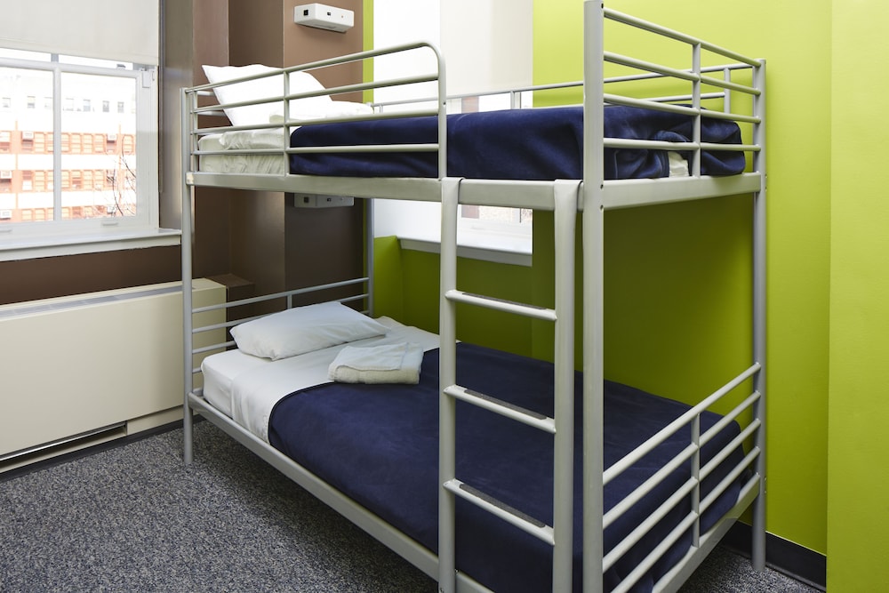 HI New York City Hostel 12/31
