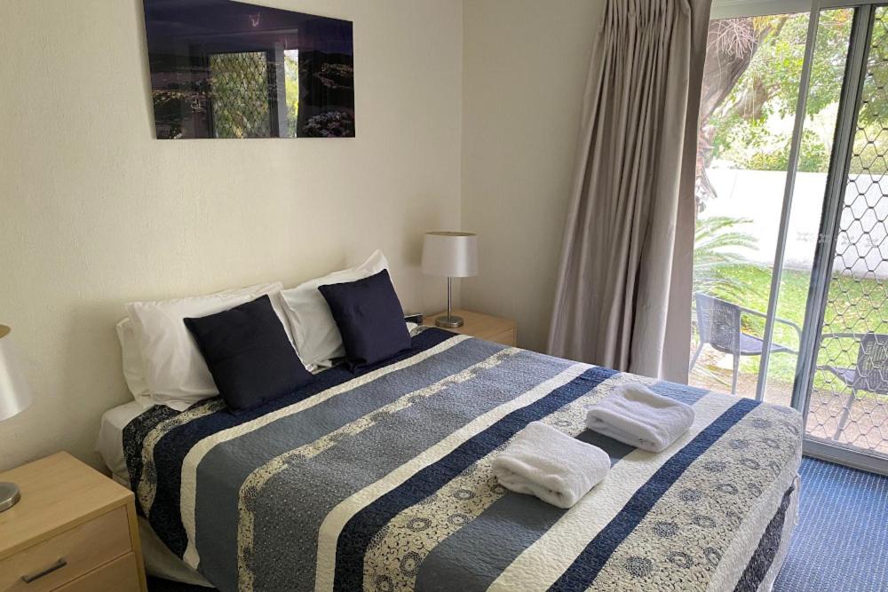 NOOSA KEYS RESORT 17/64