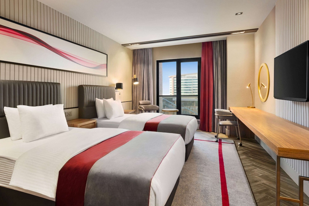 Superior, Twin Beds