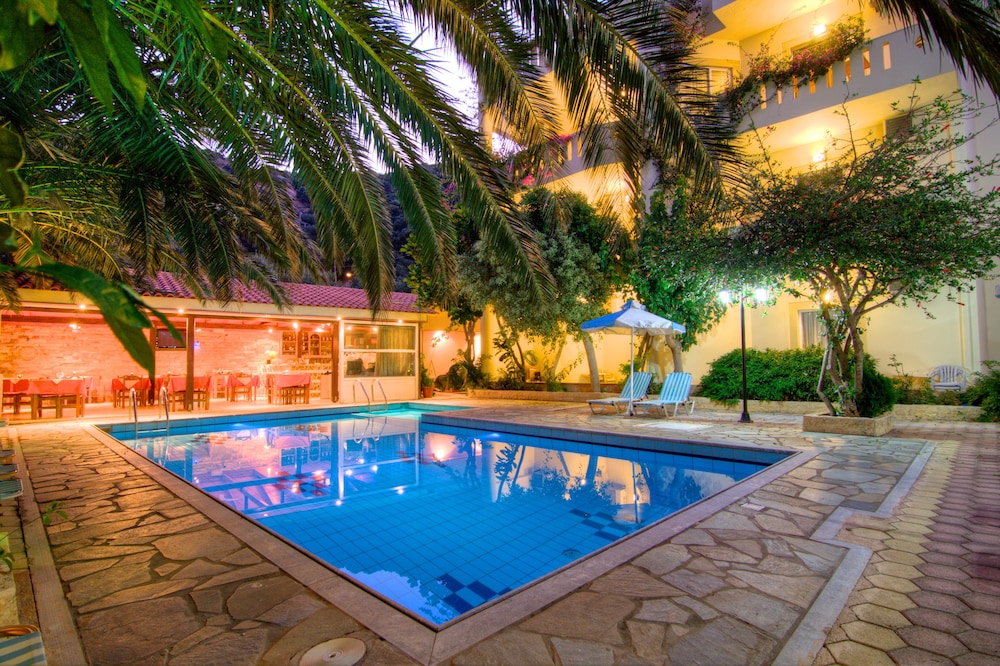 Sunrise Hotel and Apartments Rodakino in Agios Vasileios