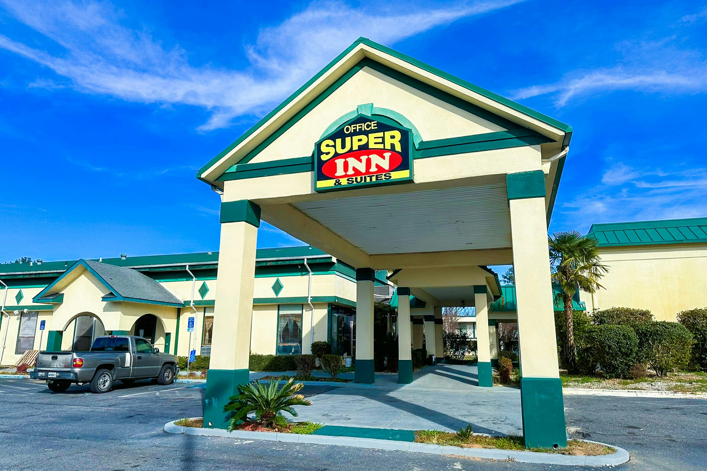 Super Inn & Suites by OYO Milledgeville 67/83