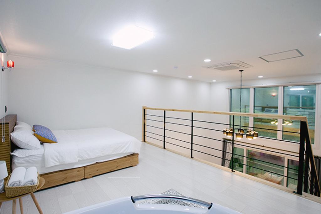 Gapyeong Animal Caravan Pension 6/37