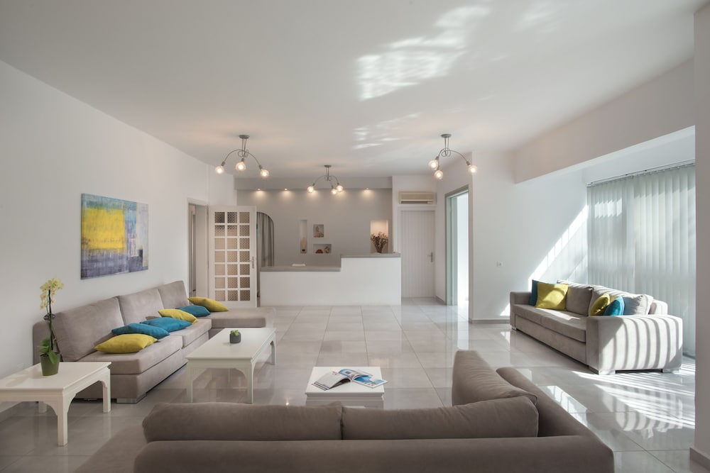 Milos Hotel 20/37