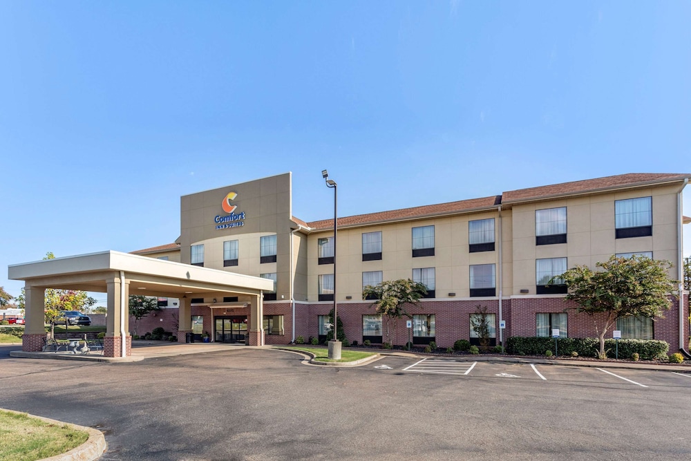 Comfort Inn & Suites Atoka-Millington 2/35