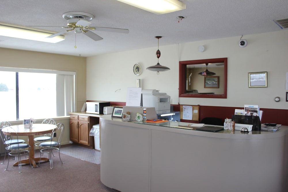 Hastings Express Inn 38/55