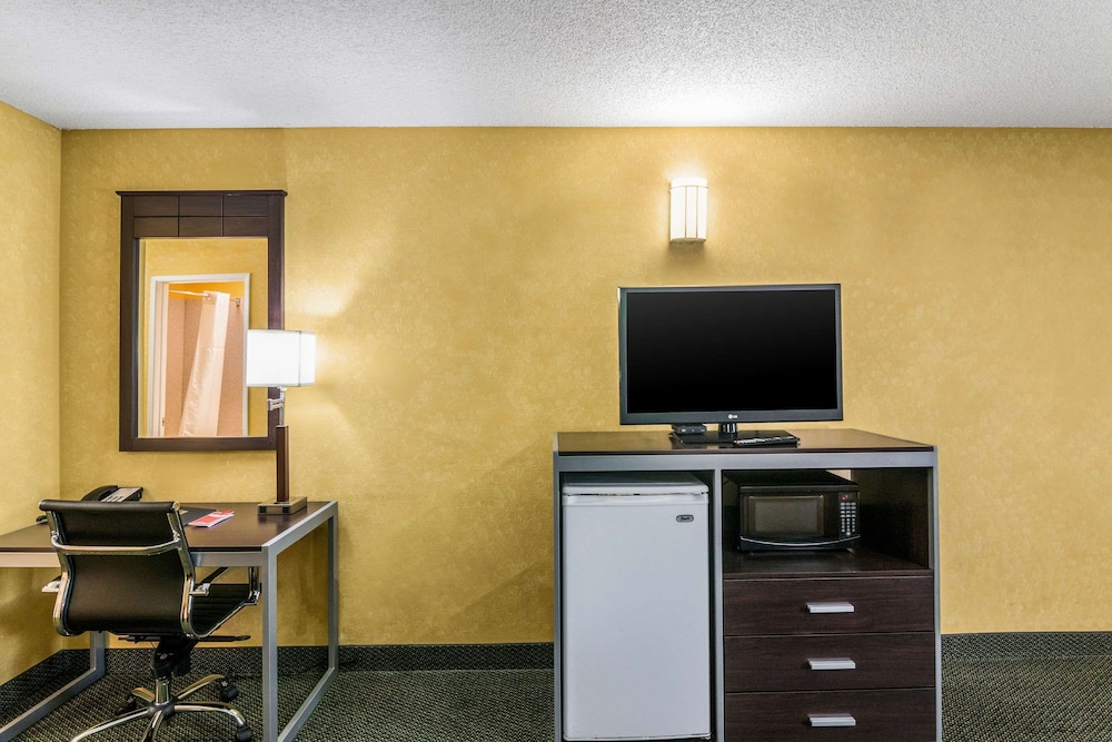 Econo Lodge Hesperia - Victorville I-15 25/43