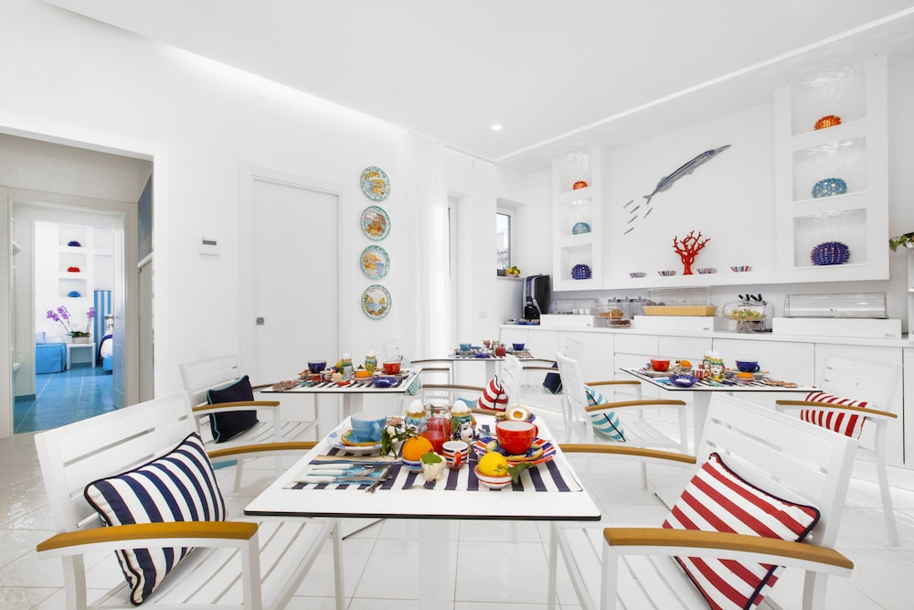 Sersale Suites 37/50